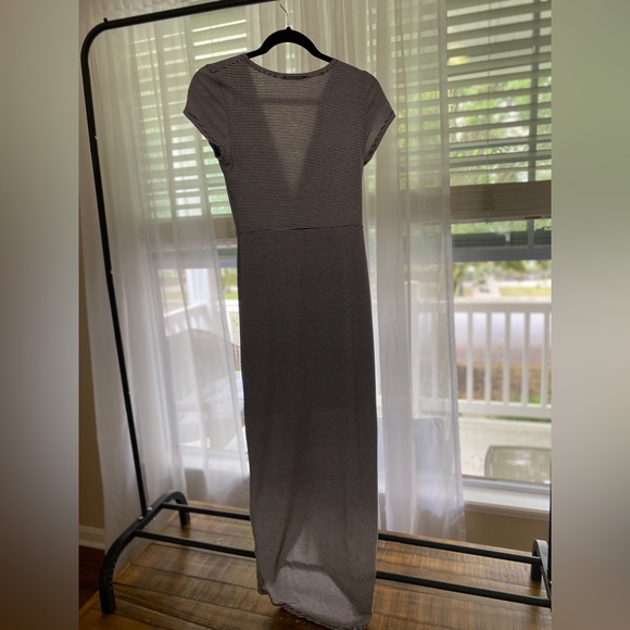 Chic Black and white striped dress. - Picture 2 of 4